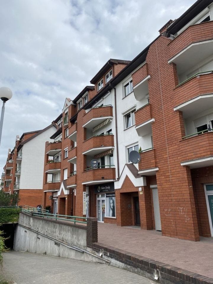 Lokal użytkowy  pokojowe na Sprzedaż