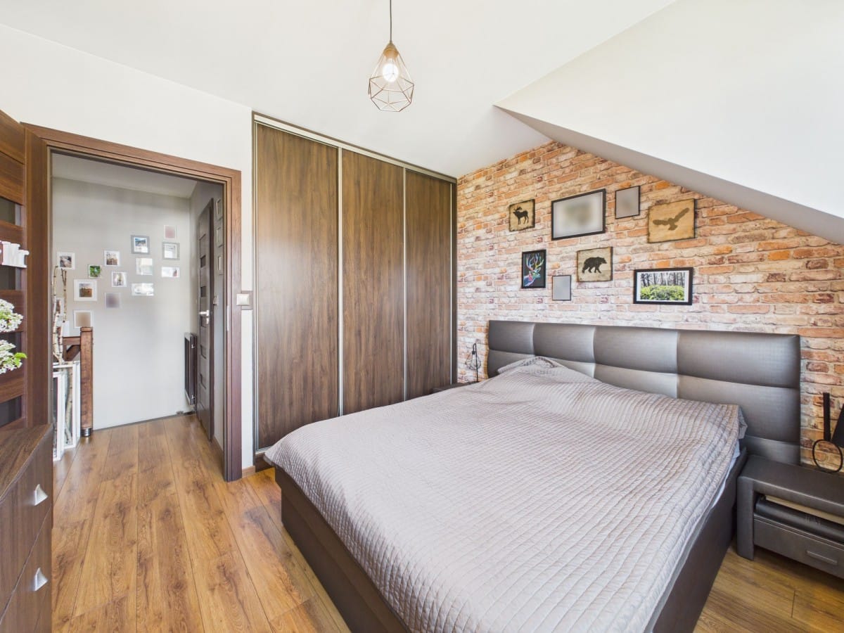 Mieszkanie 4 pokojowe na Sprzedaż