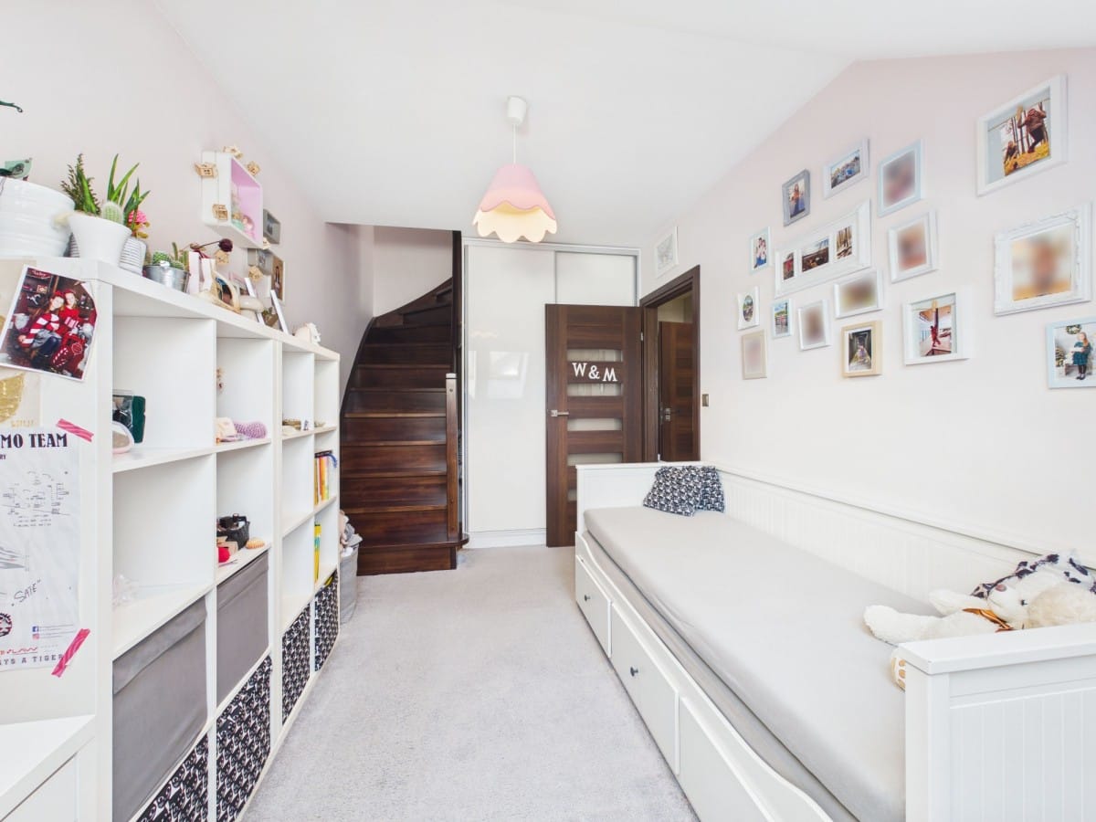 Mieszkanie 4 pokojowe na Sprzedaż