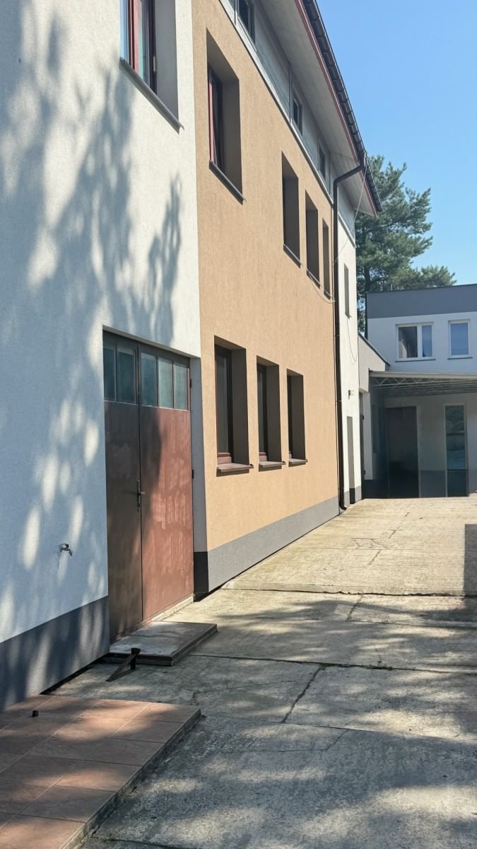 Lokal użytkowy  pokojowe na Wynajem