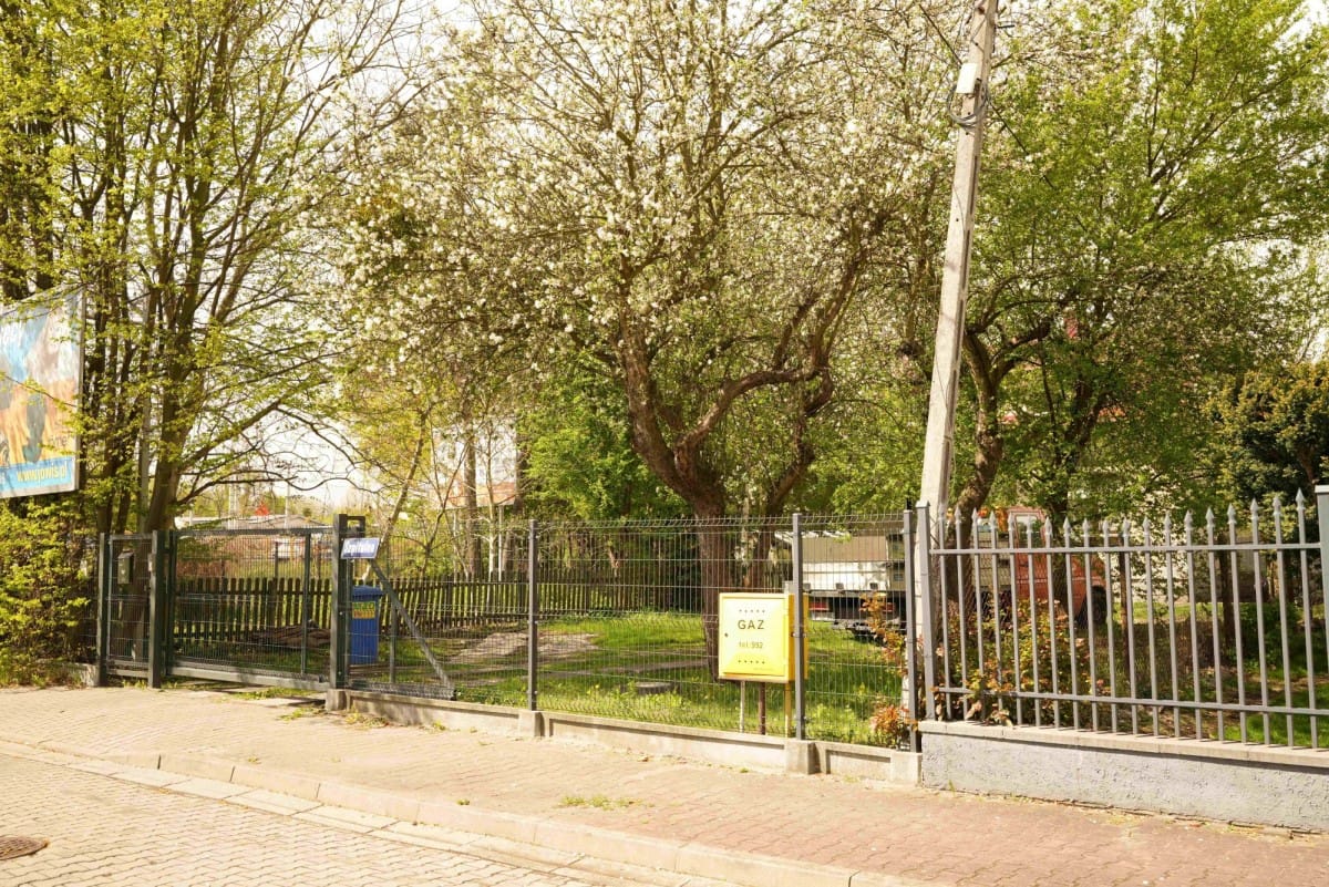 Działka  pokojowe na Sprzedaż