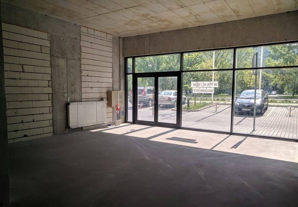 Lokal użytkowy  pokojowe na Sprzedaż