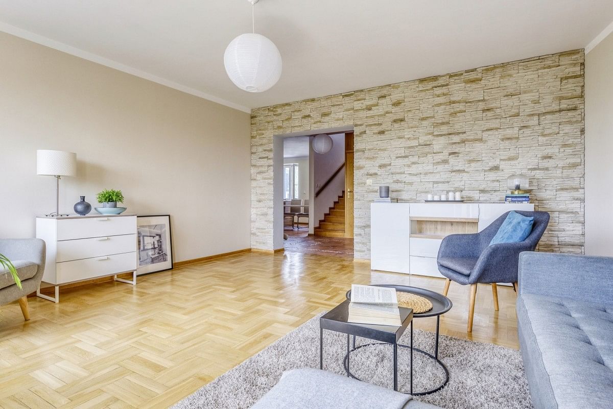 Mieszkanie 5 pokojowe na Sprzedaż