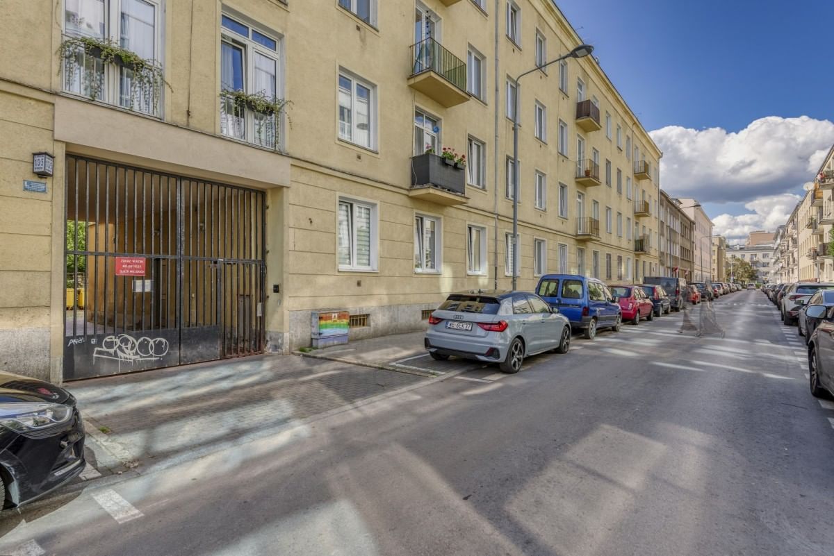Mieszkanie 3 pokojowe na Sprzedaż