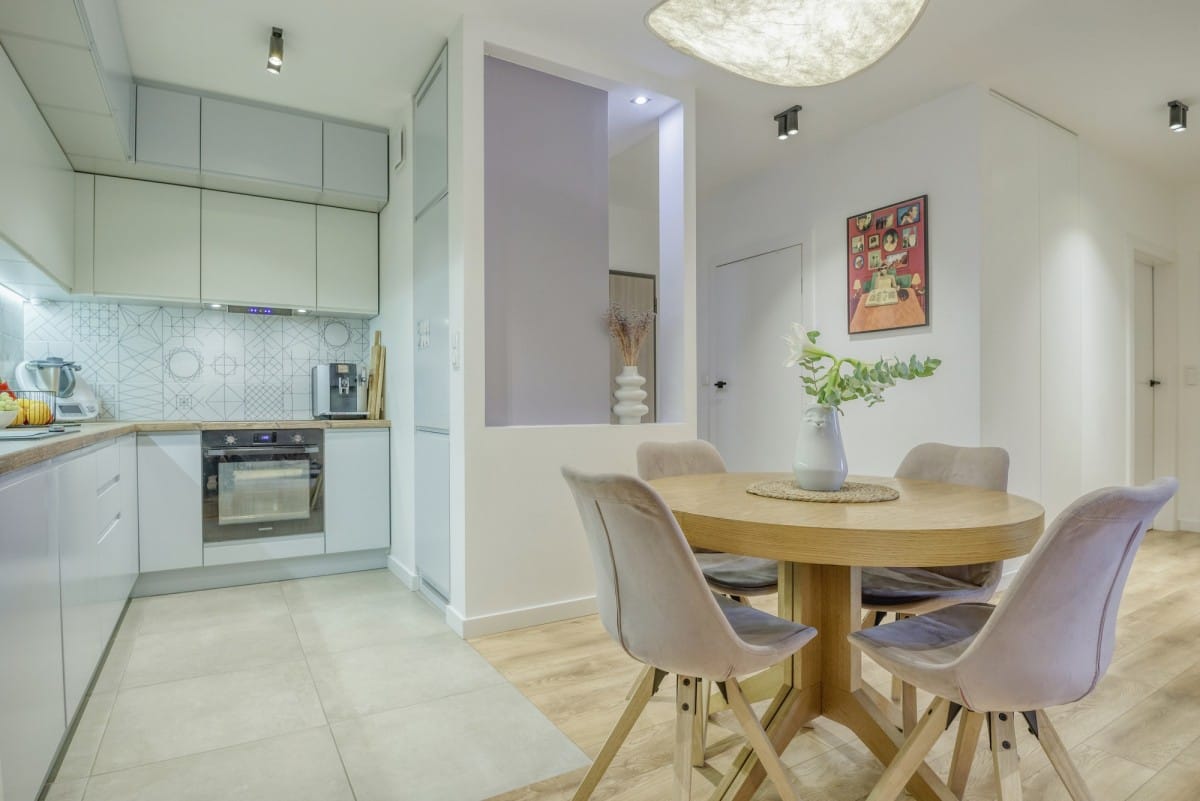 Mieszkanie 3 pokojowe na Sprzedaż