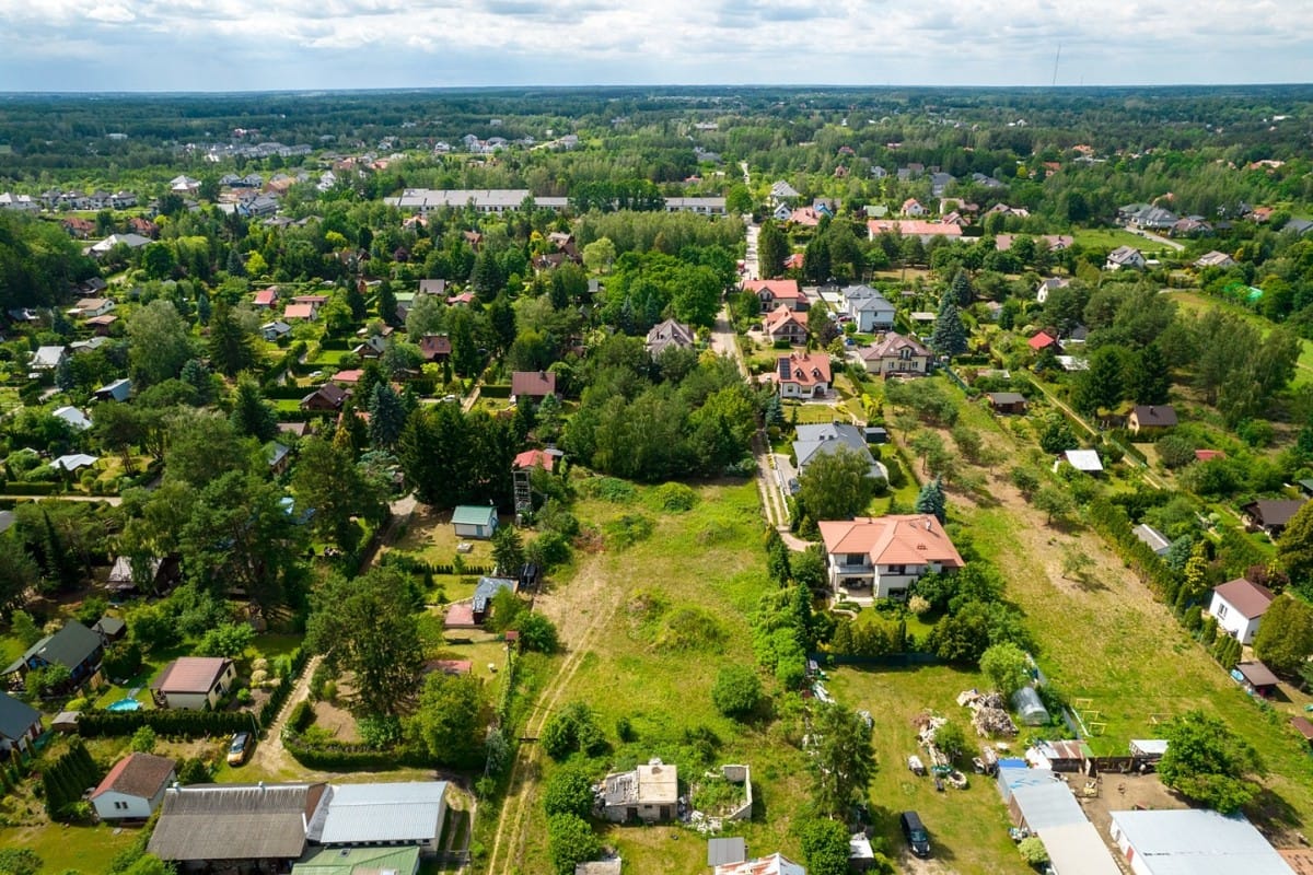 Działka  pokojowe na Sprzedaż