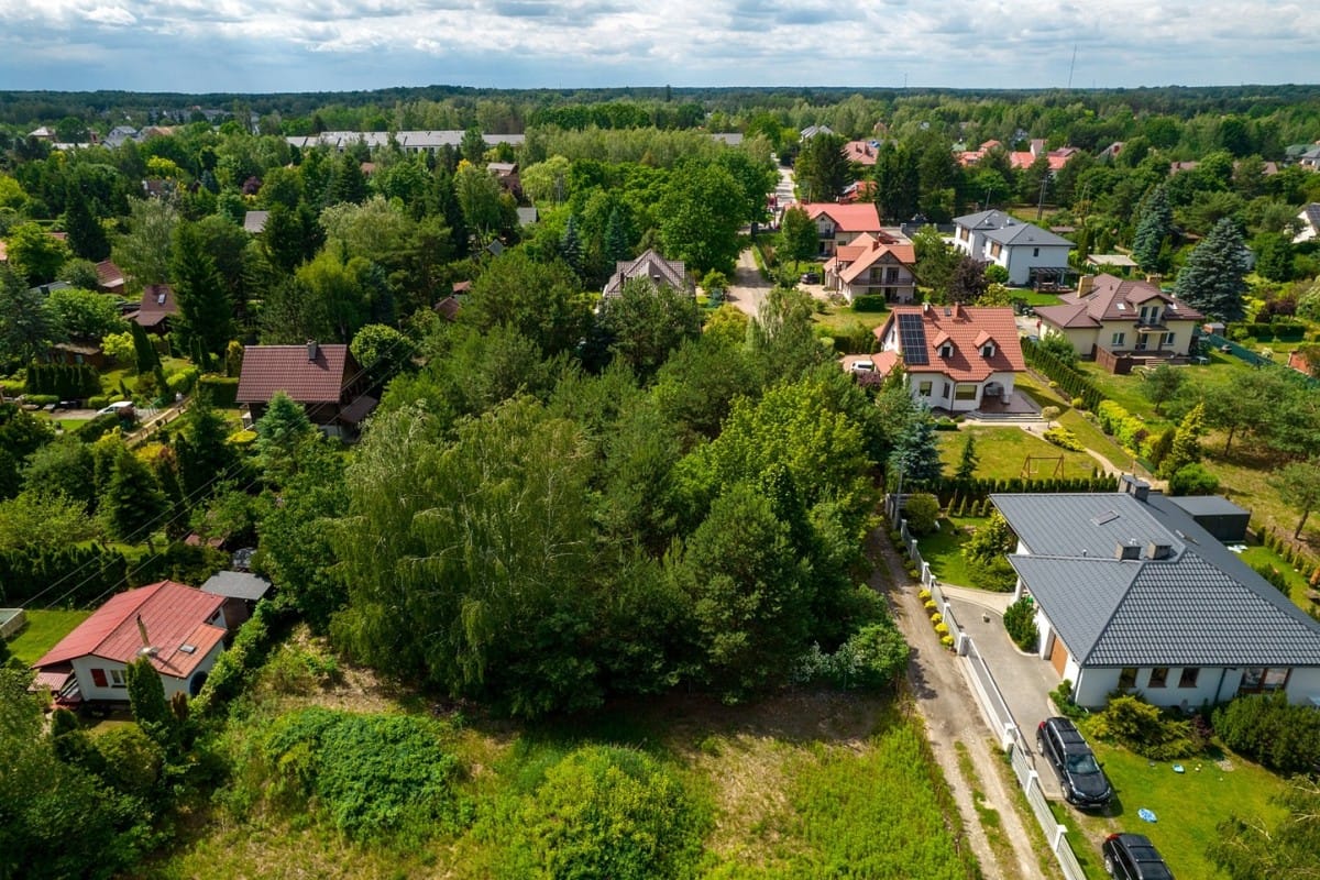 Działka  pokojowe na Sprzedaż