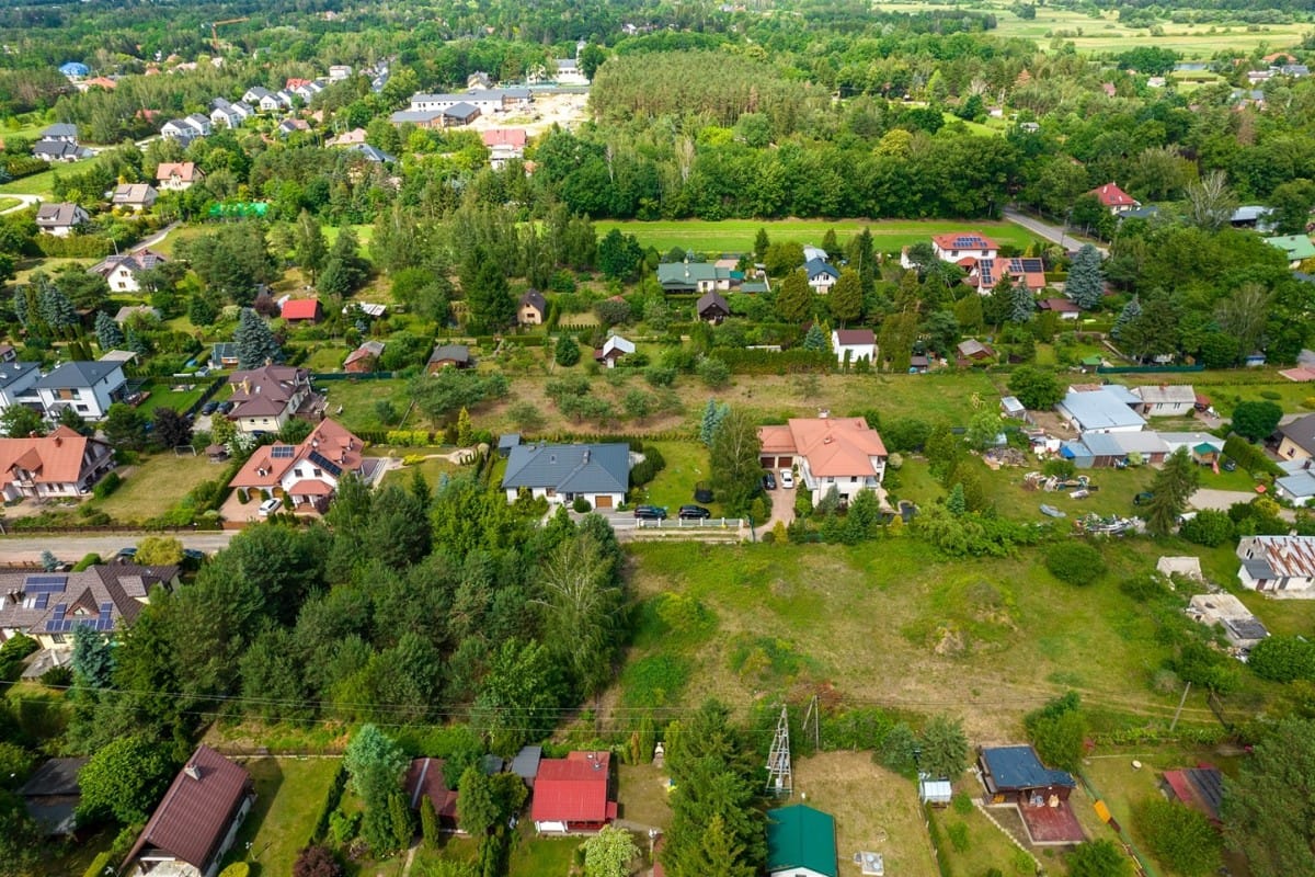 Działka  pokojowe na Sprzedaż