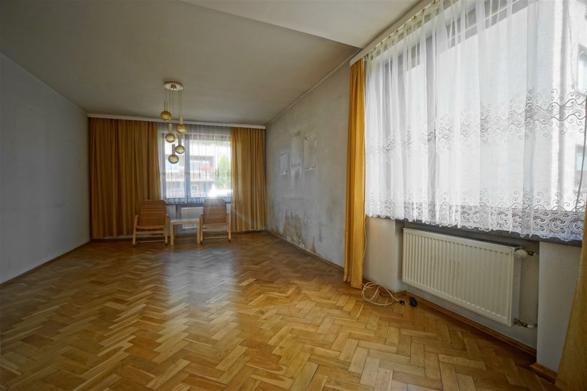 Dom 5 pokojowe na Sprzedaż