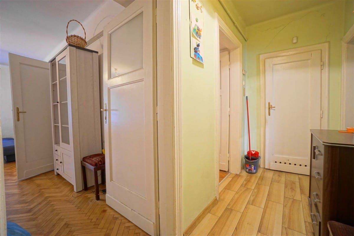 Mieszkanie 3 pokojowe na Sprzedaż