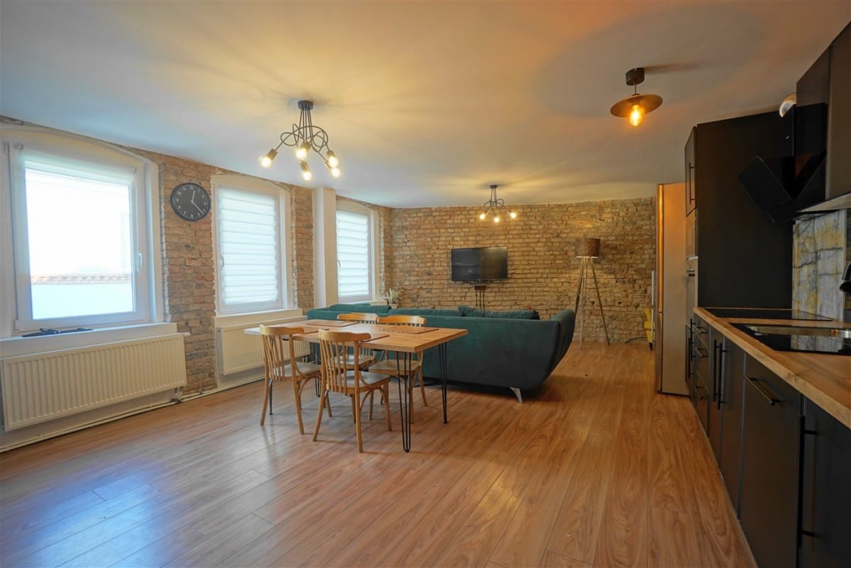 Mieszkanie 3 pokojowe na Sprzedaż