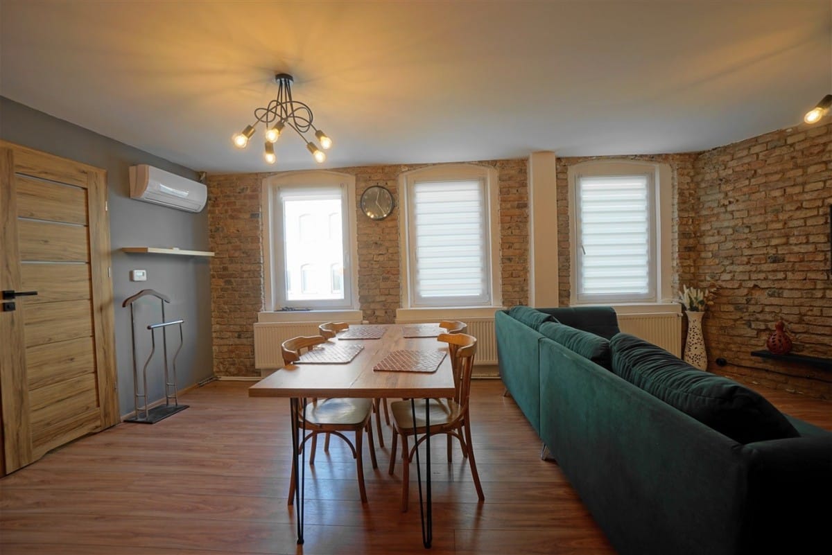 Mieszkanie 3 pokojowe na Sprzedaż