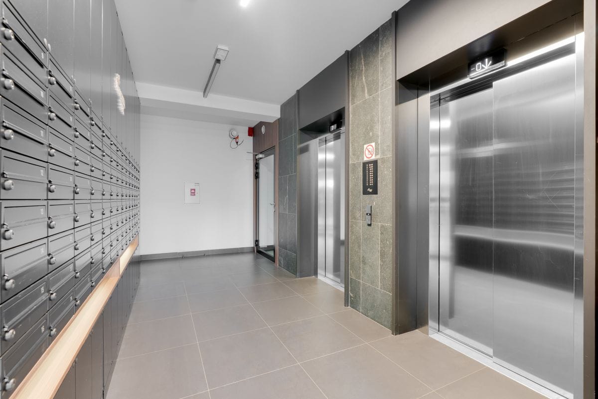 Mieszkanie 4 pokojowe na Sprzedaż