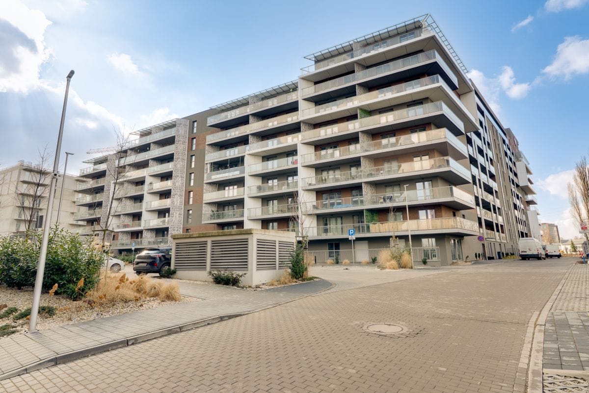 Mieszkanie 4 pokojowe na Sprzedaż