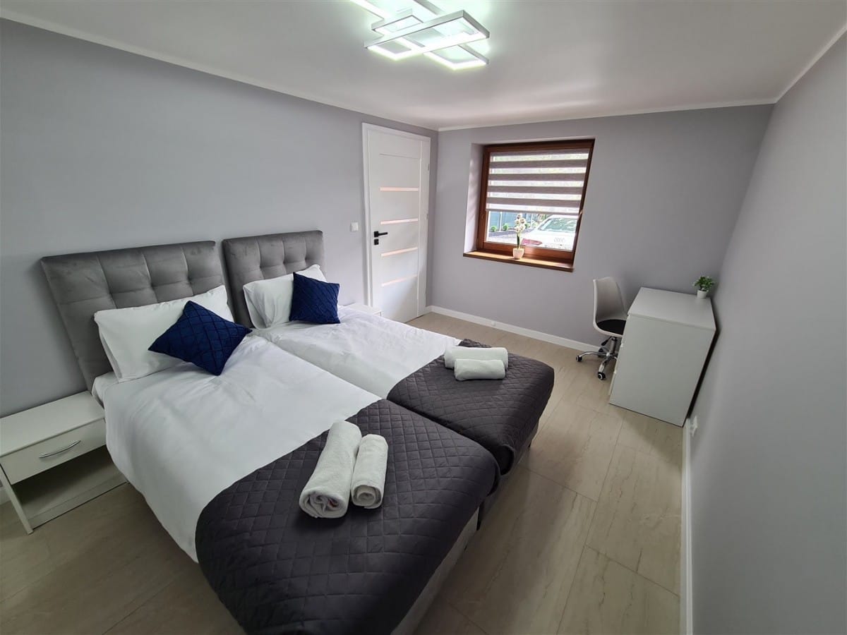 Dom 7 pokojowe na Sprzedaż