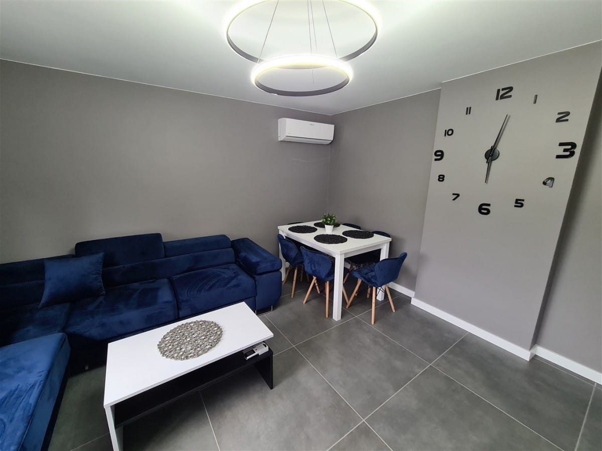 Dom 7 pokojowe na Sprzedaż