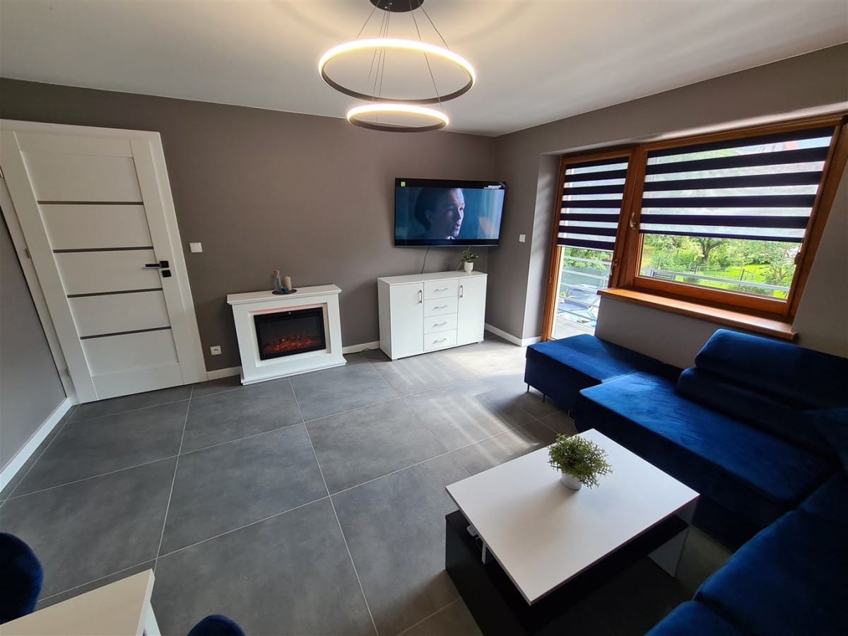 Dom 7 pokojowe na Sprzedaż