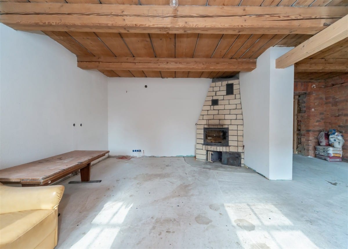 Dom 6 pokojowe na Sprzedaż