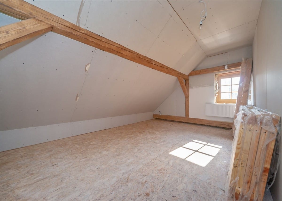 Dom 6 pokojowe na Sprzedaż