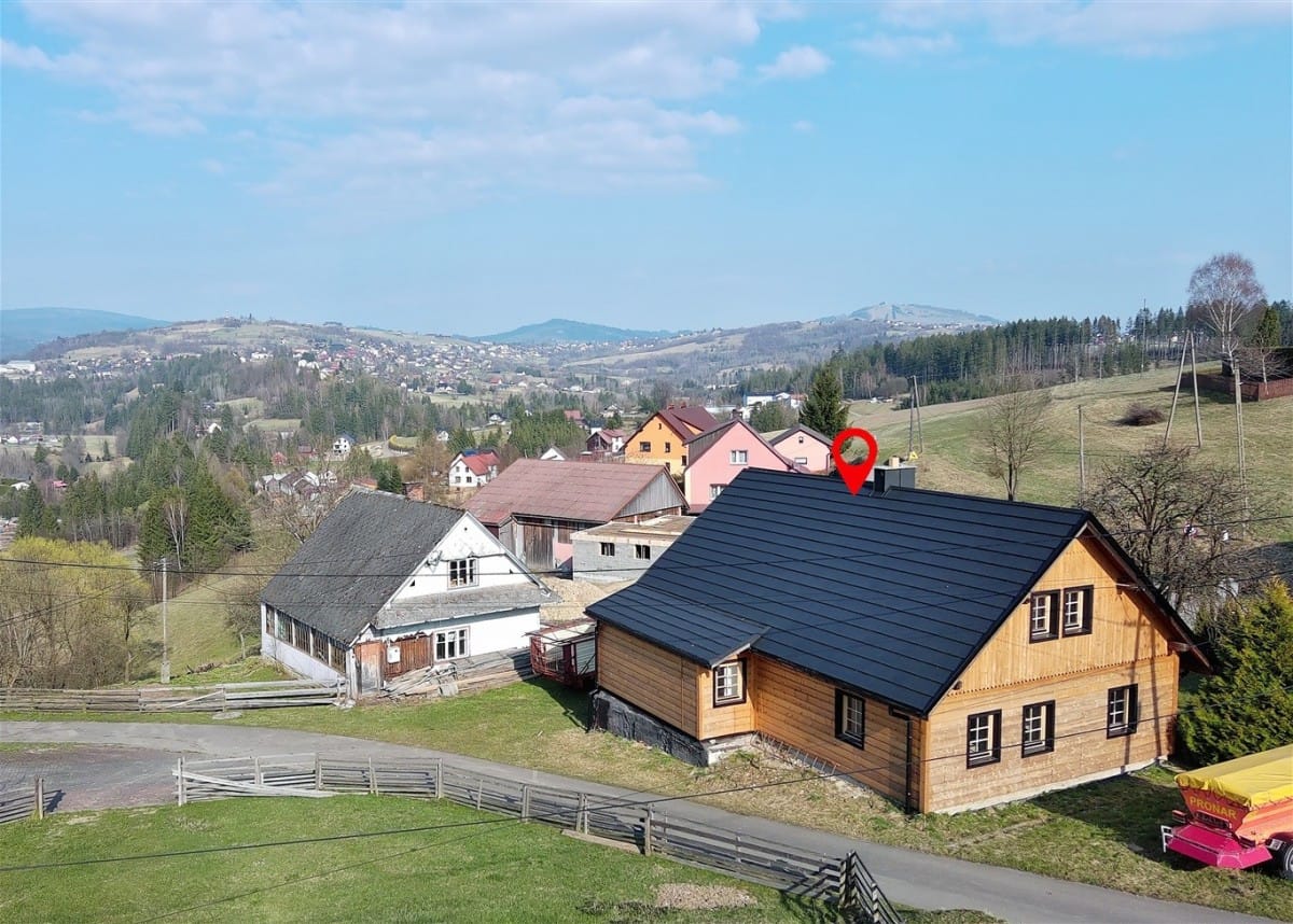 Dom 6 pokojowe na Sprzedaż