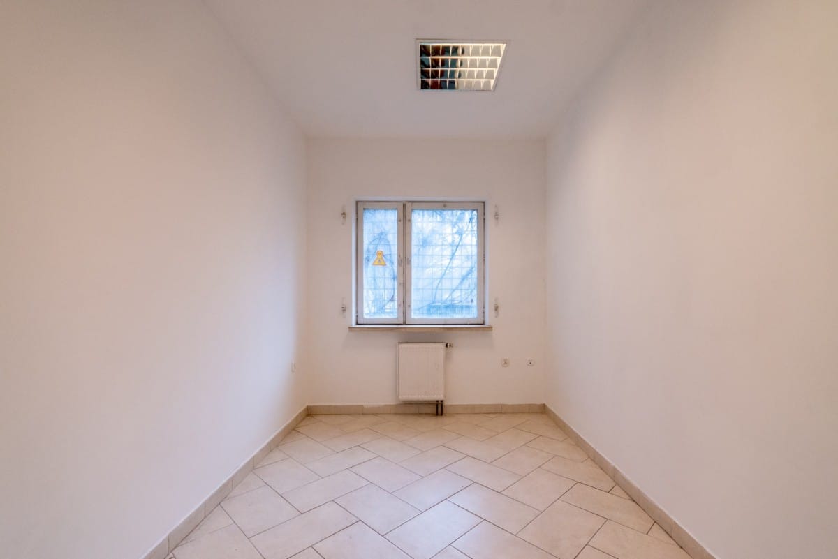 Lokal użytkowy  pokojowe na Wynajem