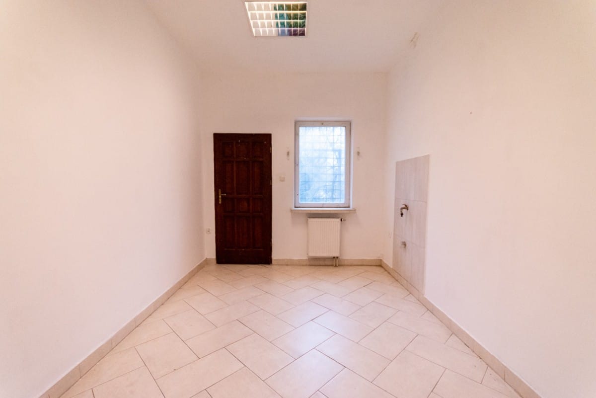 Lokal użytkowy  pokojowe na Wynajem