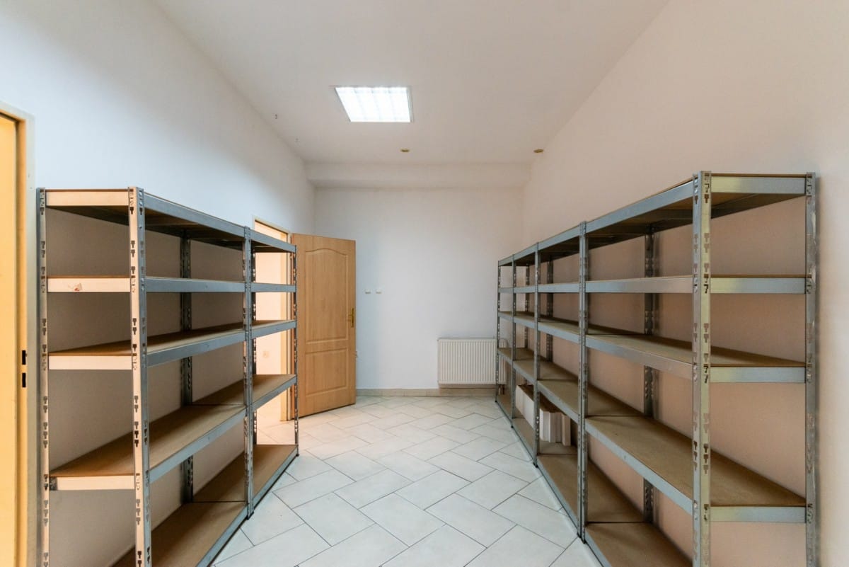 Lokal użytkowy  pokojowe na Wynajem