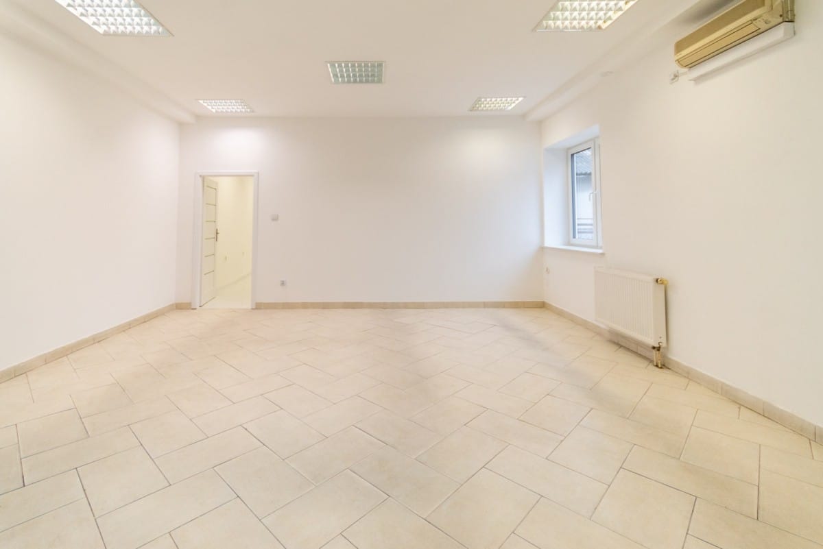 Lokal użytkowy  pokojowe na Wynajem