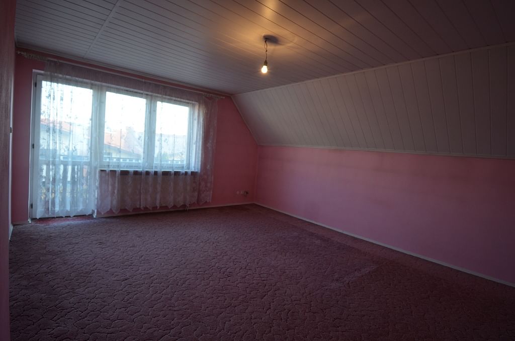 Dom 6 pokojowe na Sprzedaż