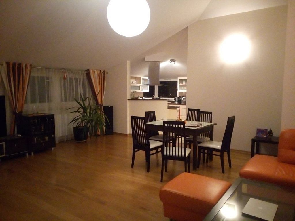 Mieszkanie 4 pokojowe na Sprzedaż