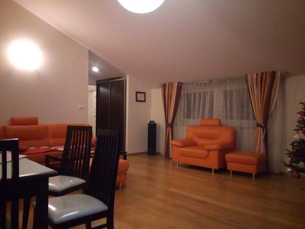 Mieszkanie 4 pokojowe na Sprzedaż