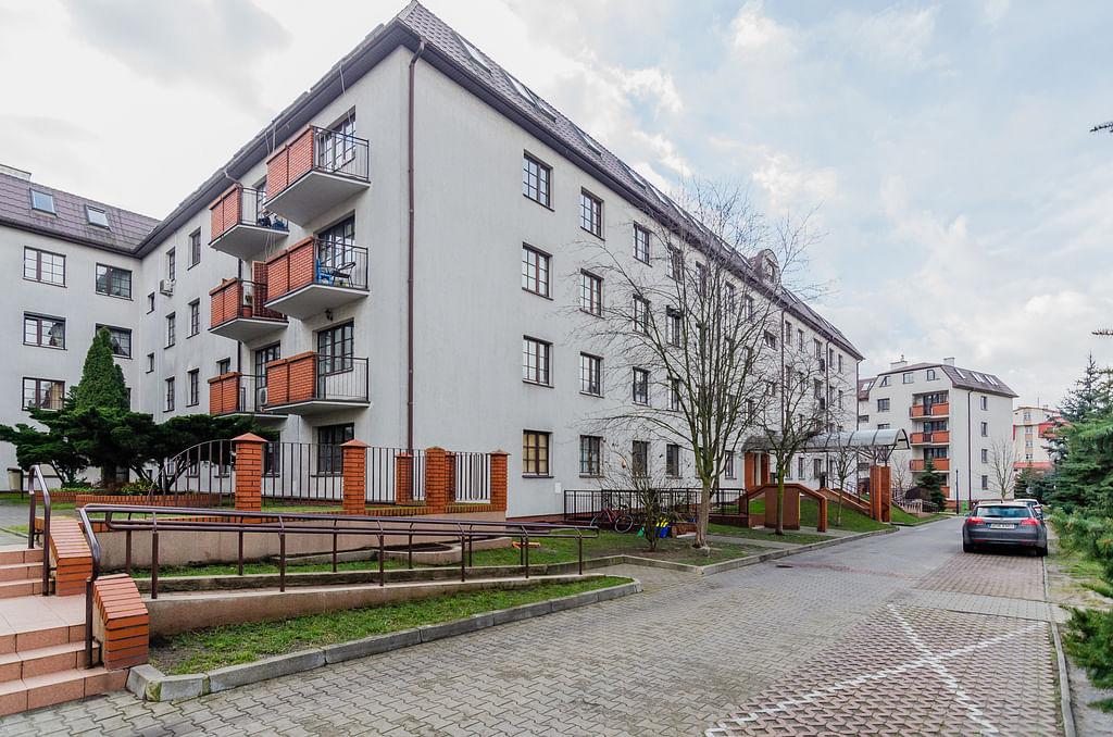 Mieszkanie 4 pokojowe na Sprzedaż