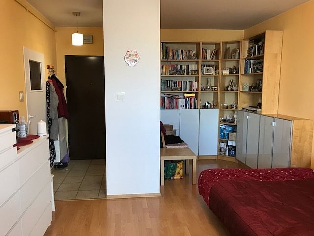 Mieszkanie 1 pokojowe na Sprzedaż
