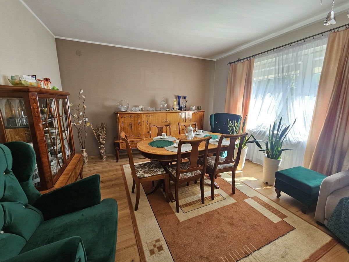 Dom  pokojowe na Sprzedaż