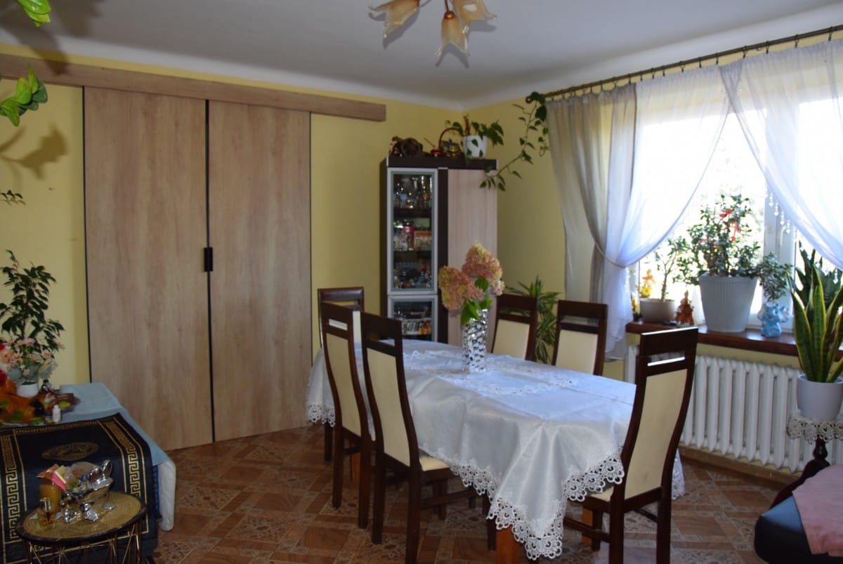 Dom  pokojowe na Sprzedaż