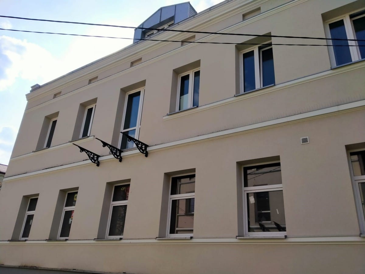 Lokal użytkowy  pokojowe na Sprzedaż