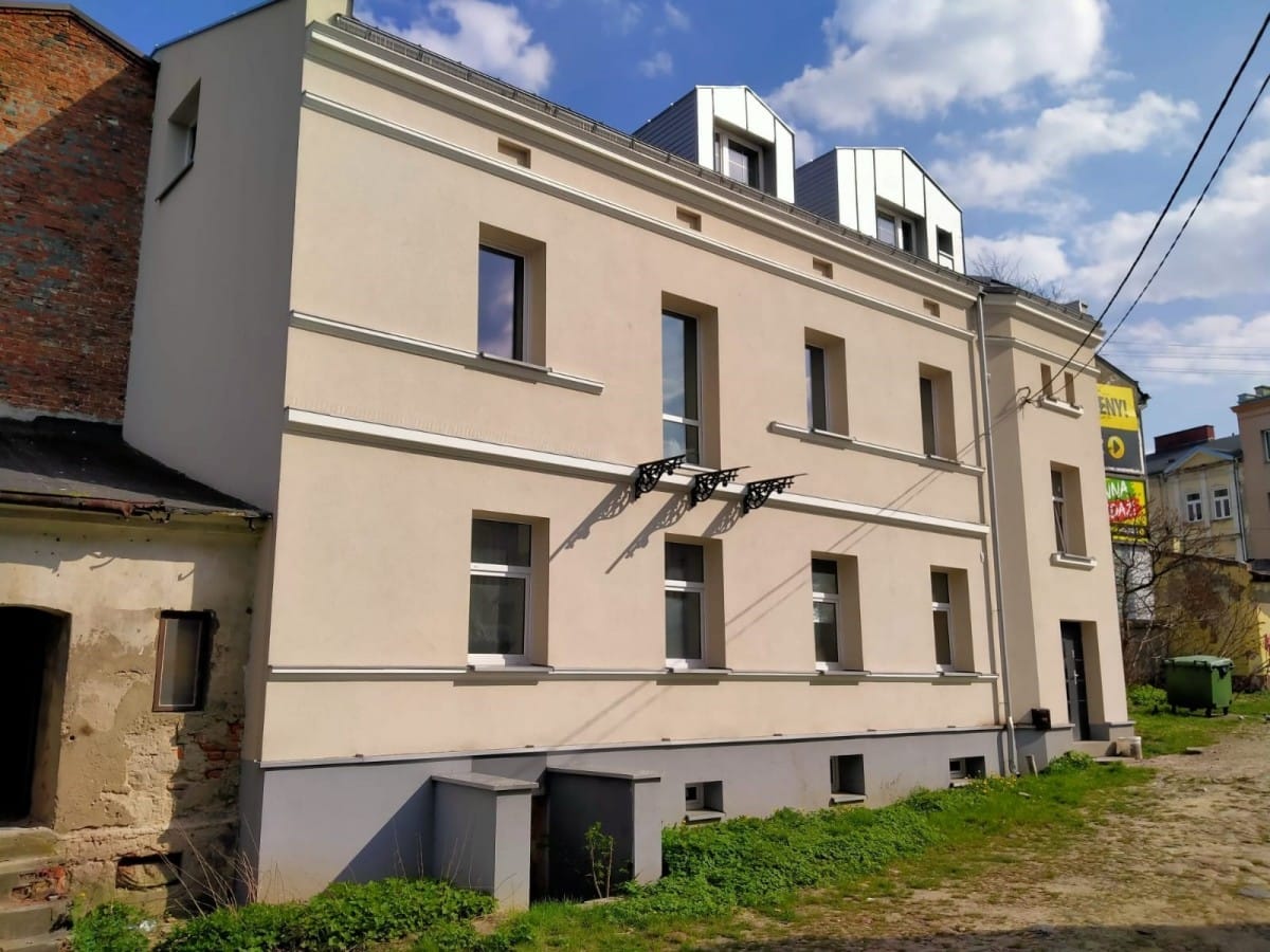 Lokal użytkowy  pokojowe na Sprzedaż