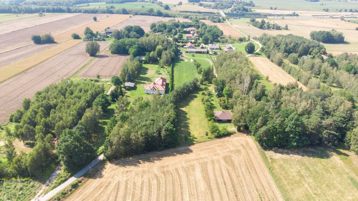 Działka  pokojowe na Sprzedaż