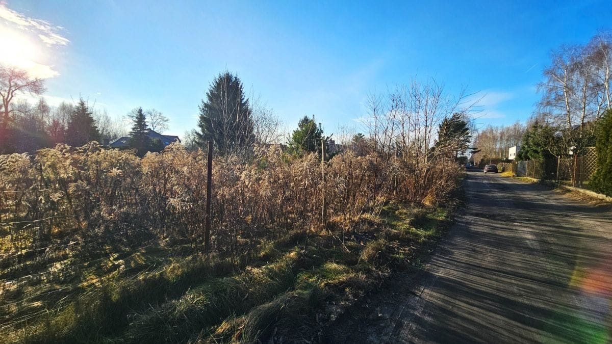 Działka  pokojowe na Sprzedaż