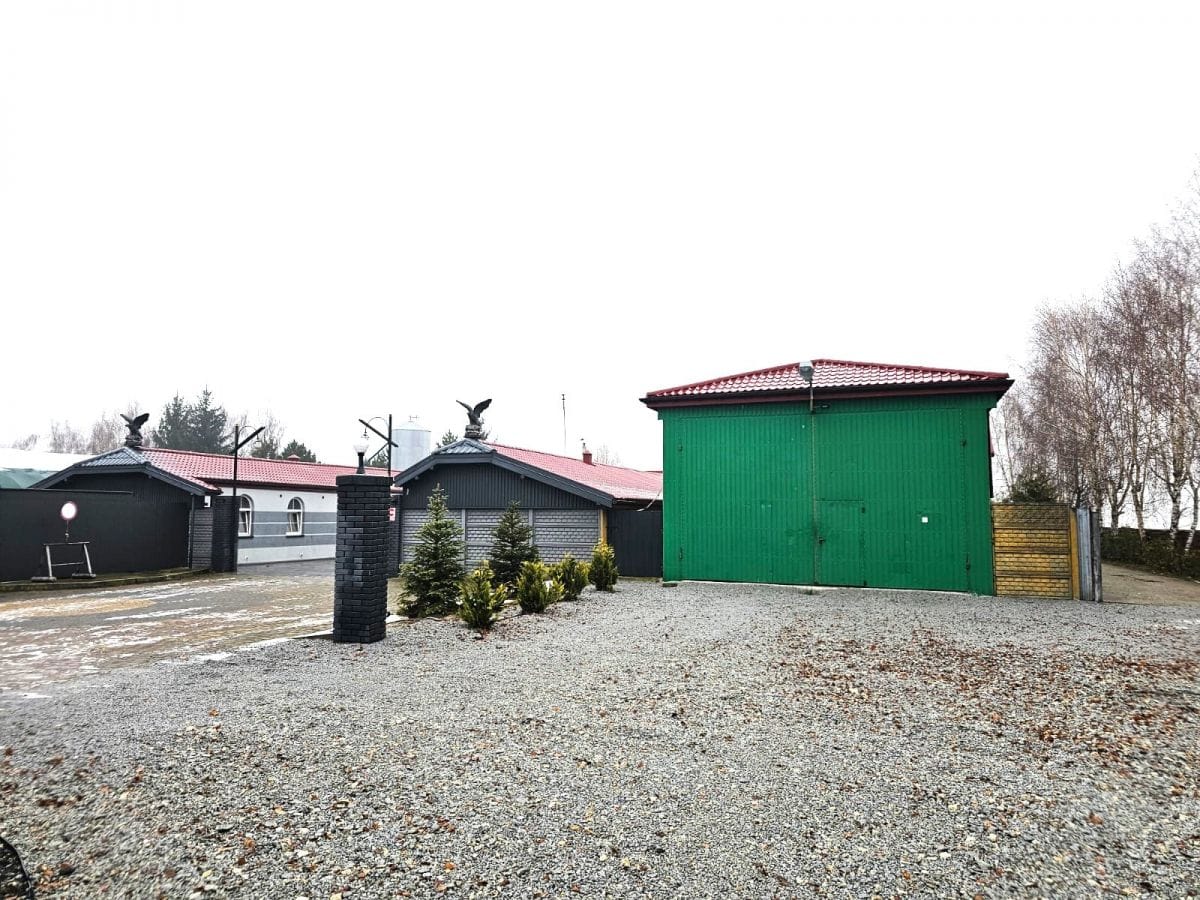 Lokal użytkowy  pokojowe na Sprzedaż