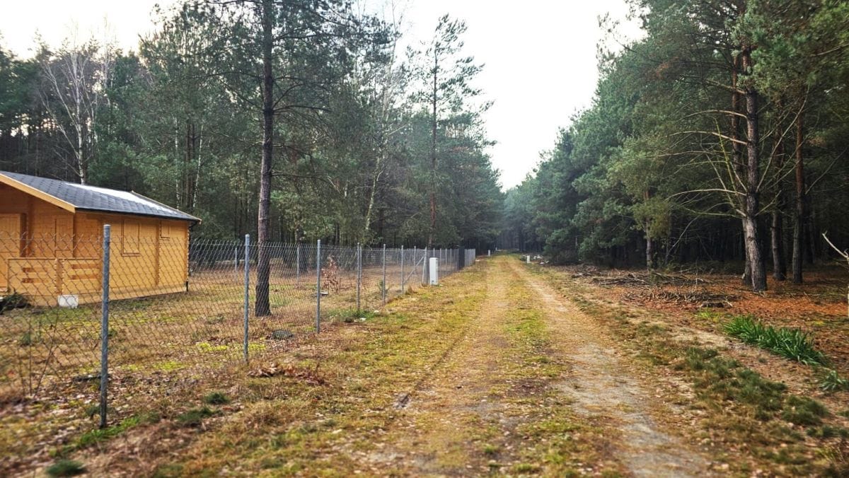 Działka  pokojowe na Sprzedaż