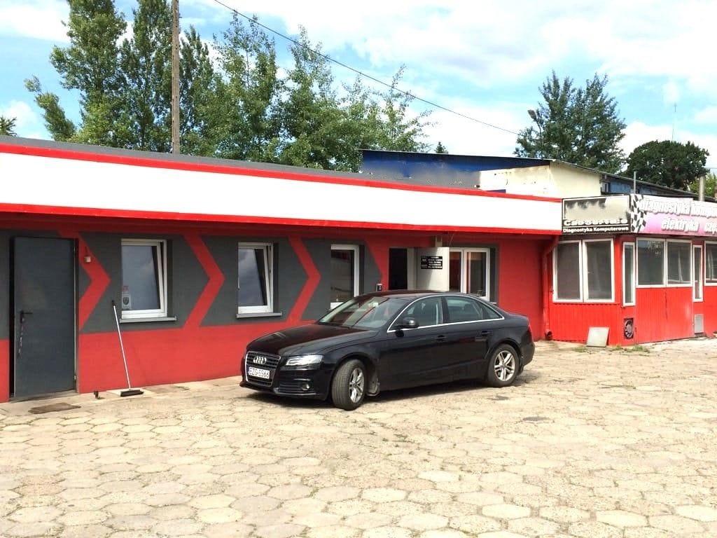 Lokal użytkowy  pokojowe na Sprzedaż