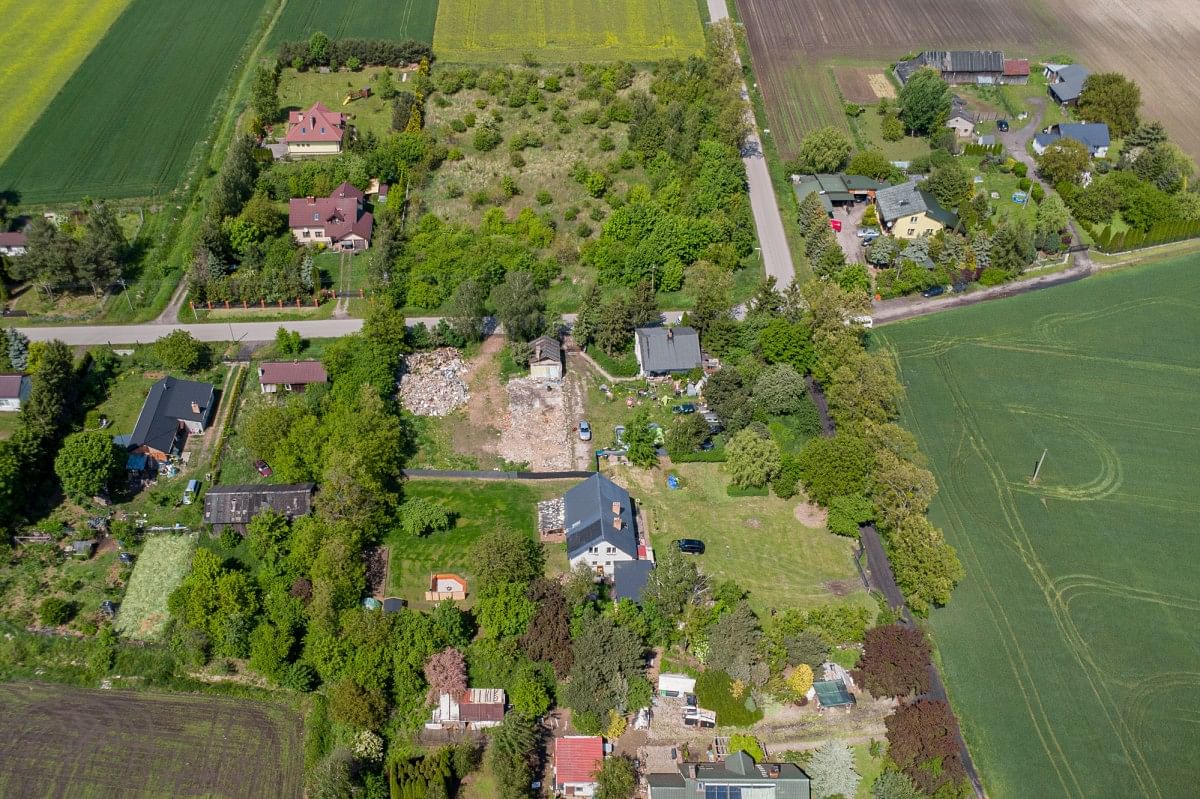 Działka  pokojowe na Sprzedaż