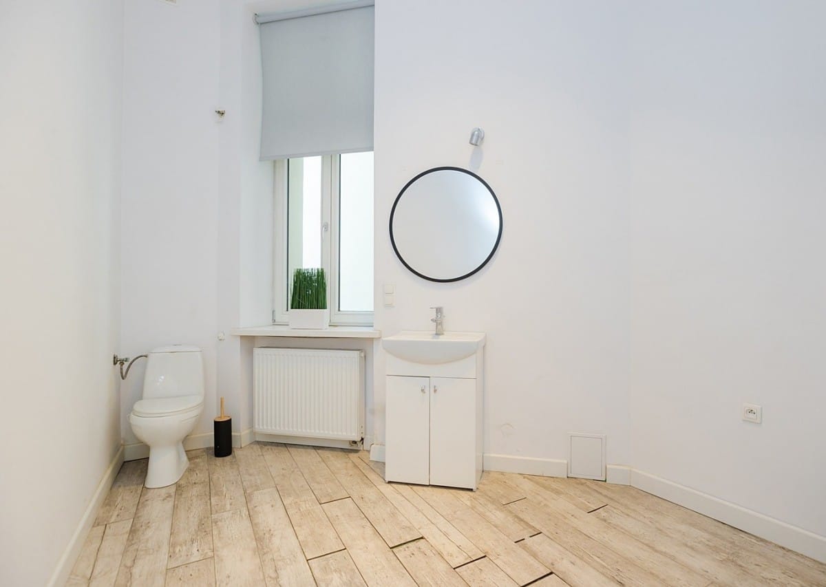 Lokal użytkowy  pokojowe na Sprzedaż