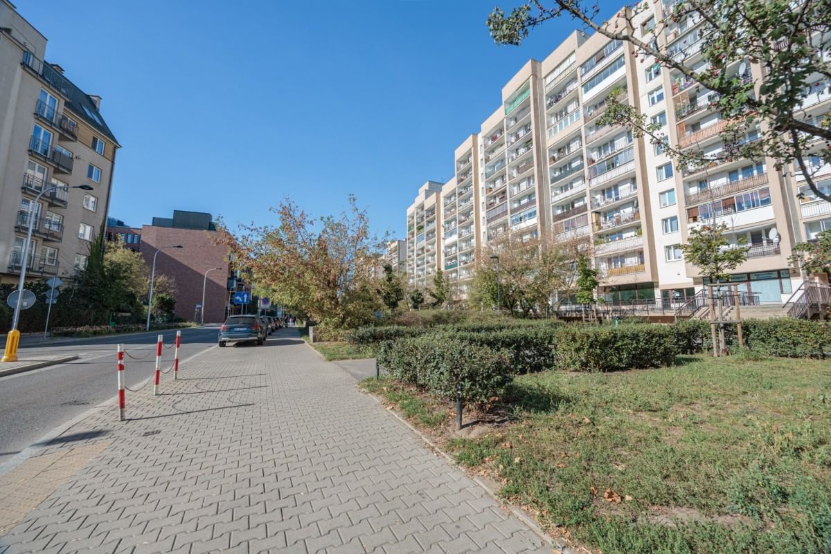 Mieszkanie 3 pokojowe na Sprzedaż