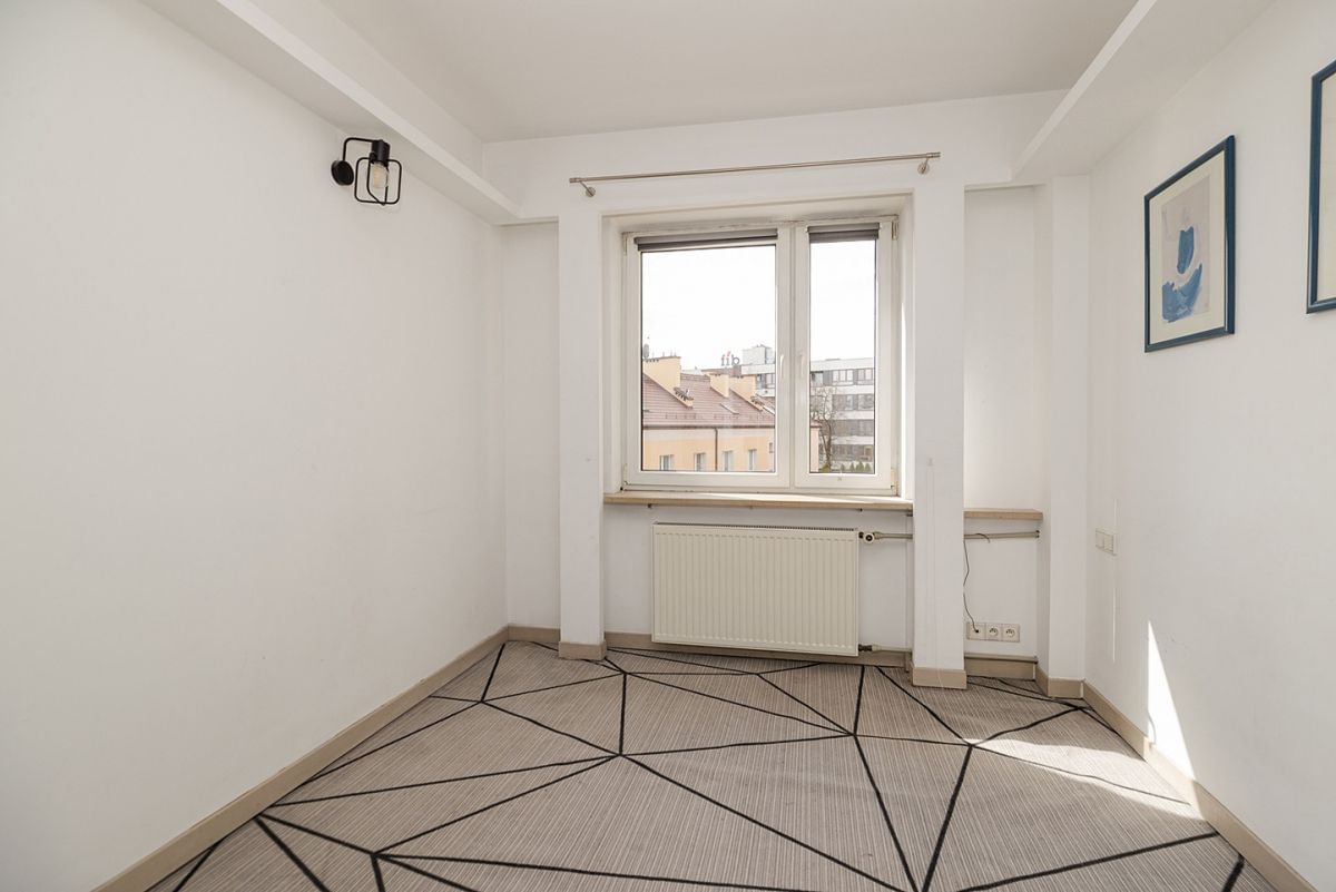 Dom 7 pokojowe na Sprzedaż