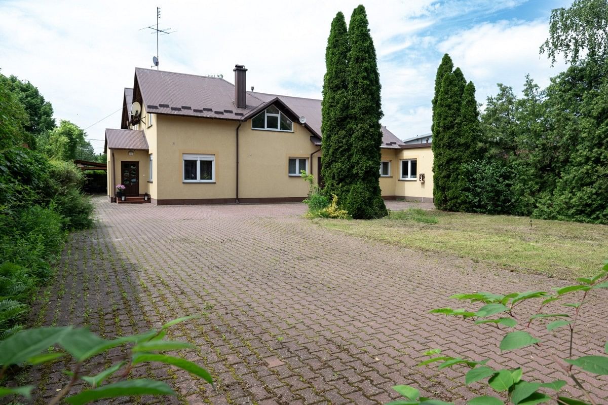 Lokal użytkowy  pokojowe na Sprzedaż