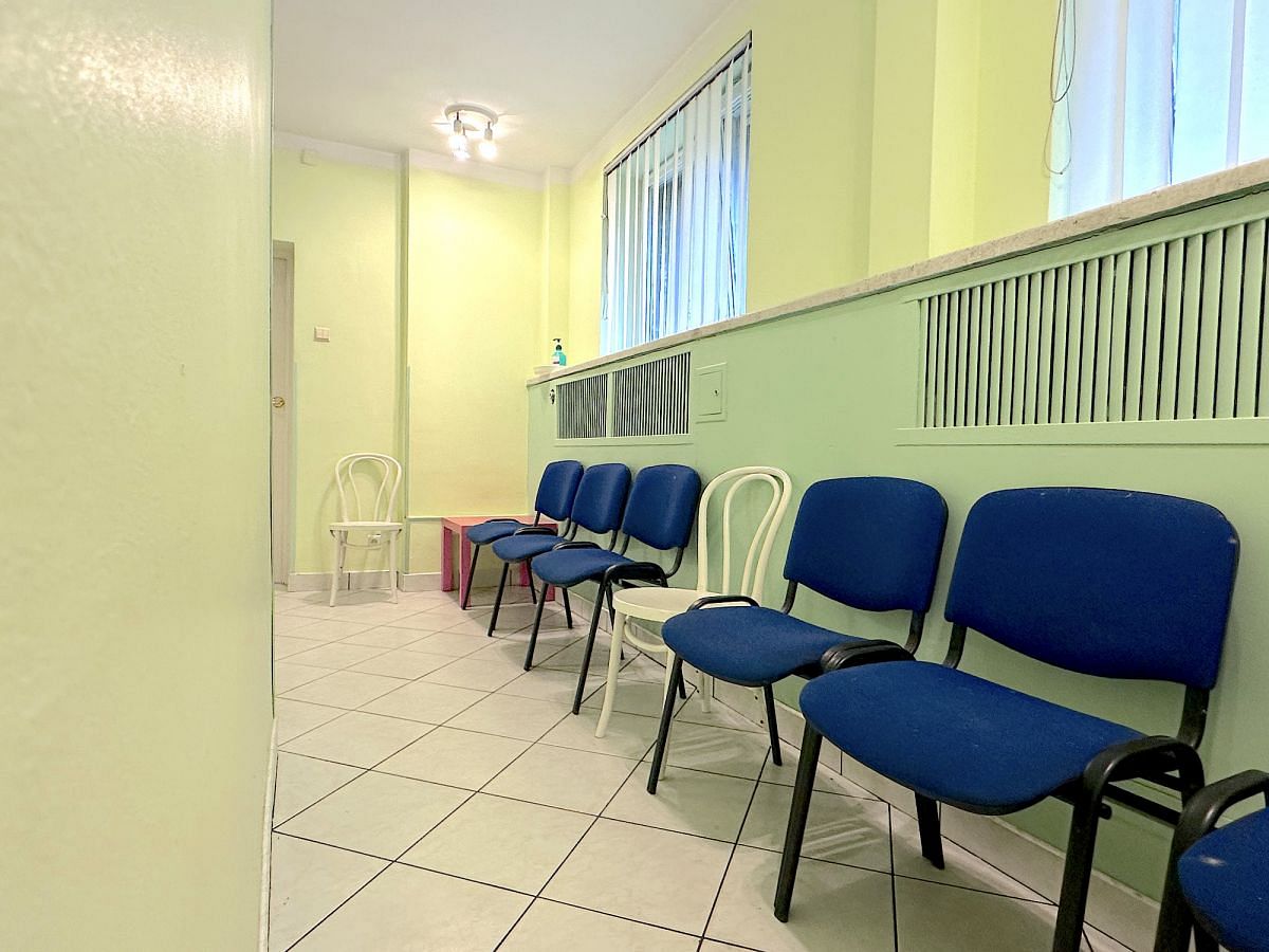 Lokal użytkowy  pokojowe na Sprzedaż