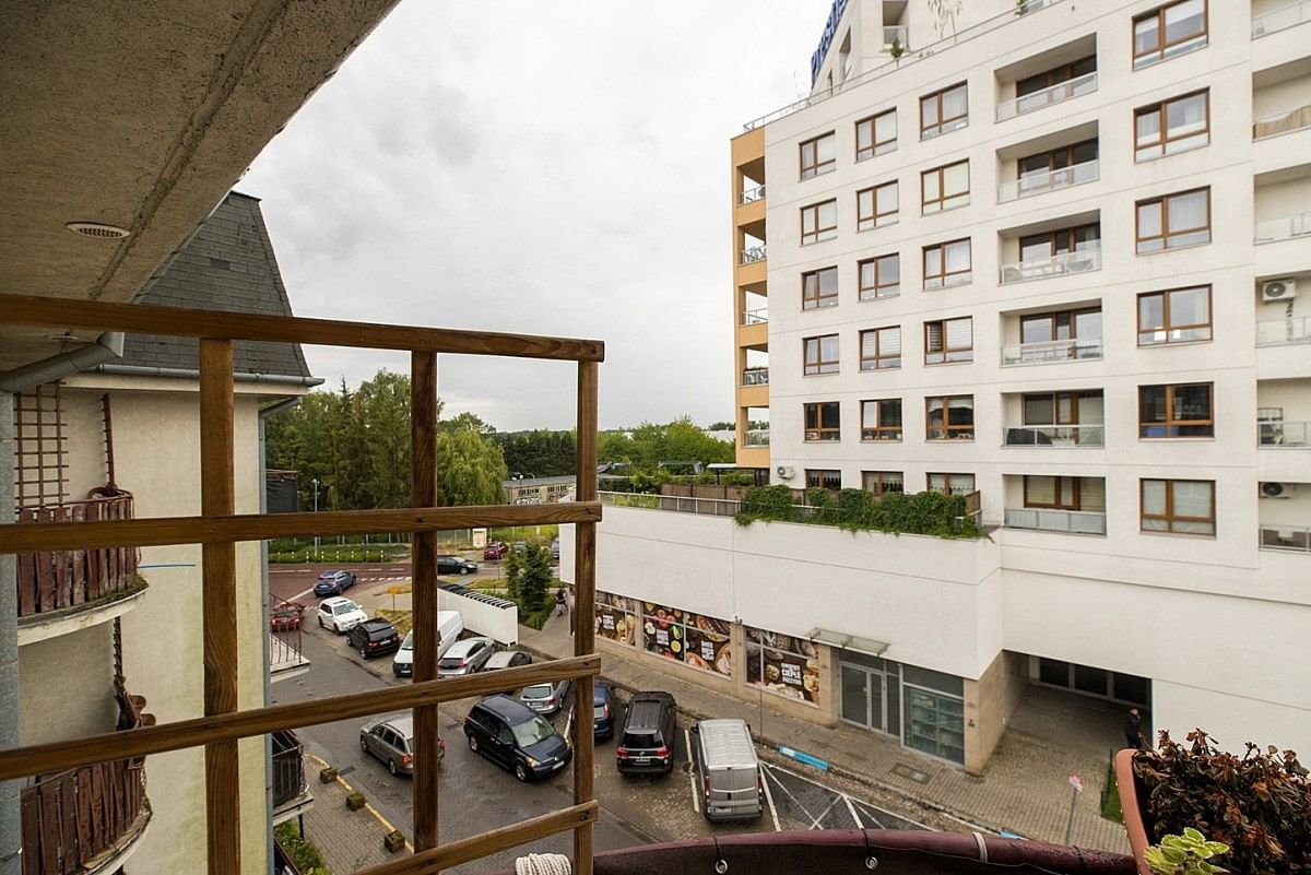 Mieszkanie 6 pokojowe na Sprzedaż