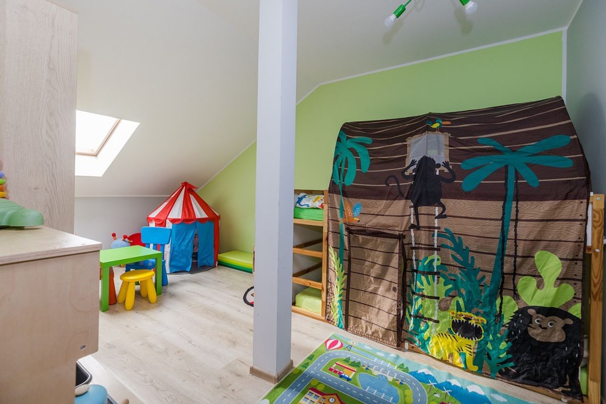 Mieszkanie 5 pokojowe na Sprzedaż